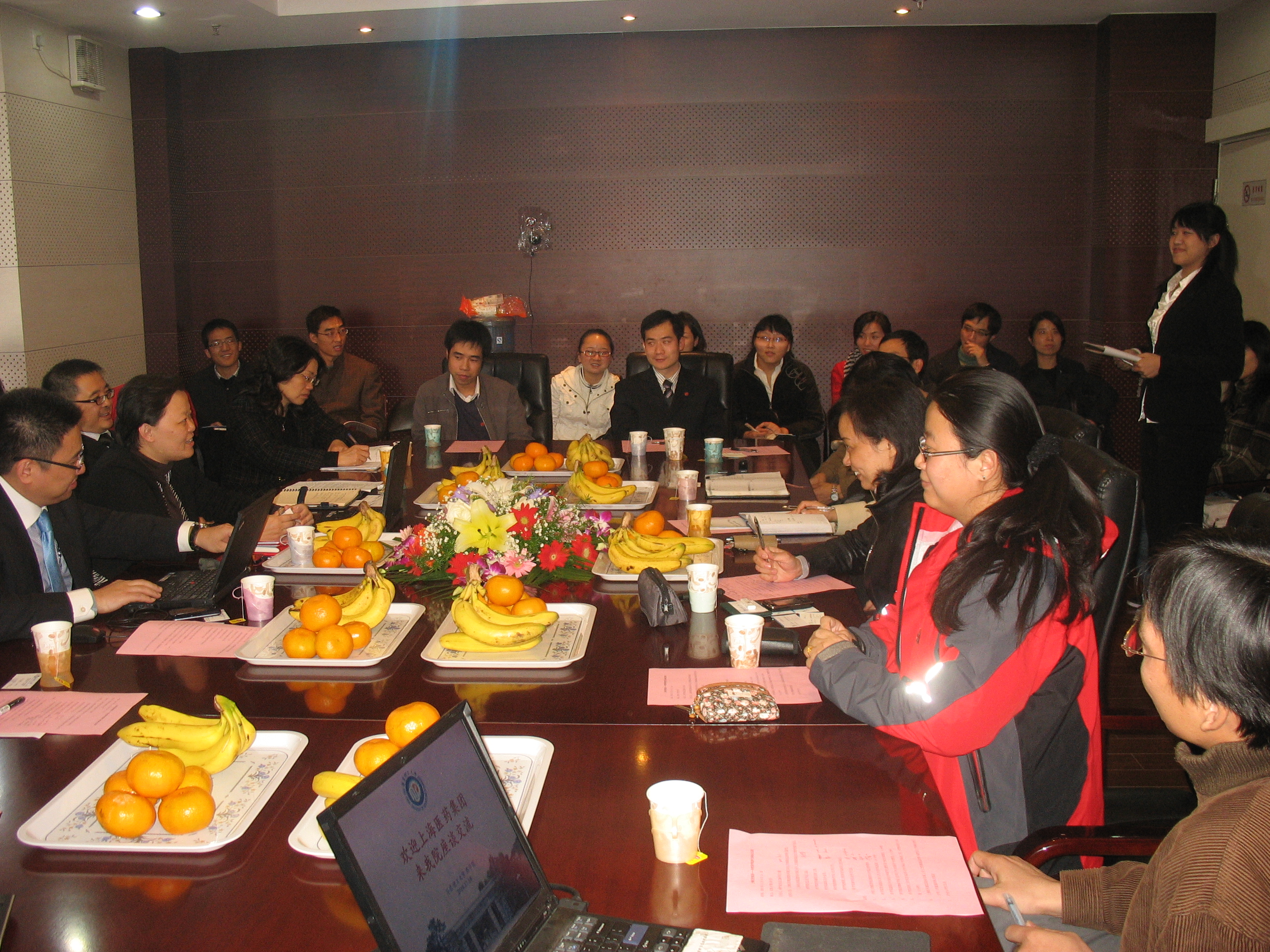 上药集团代表与永利集团官网毕业生交流